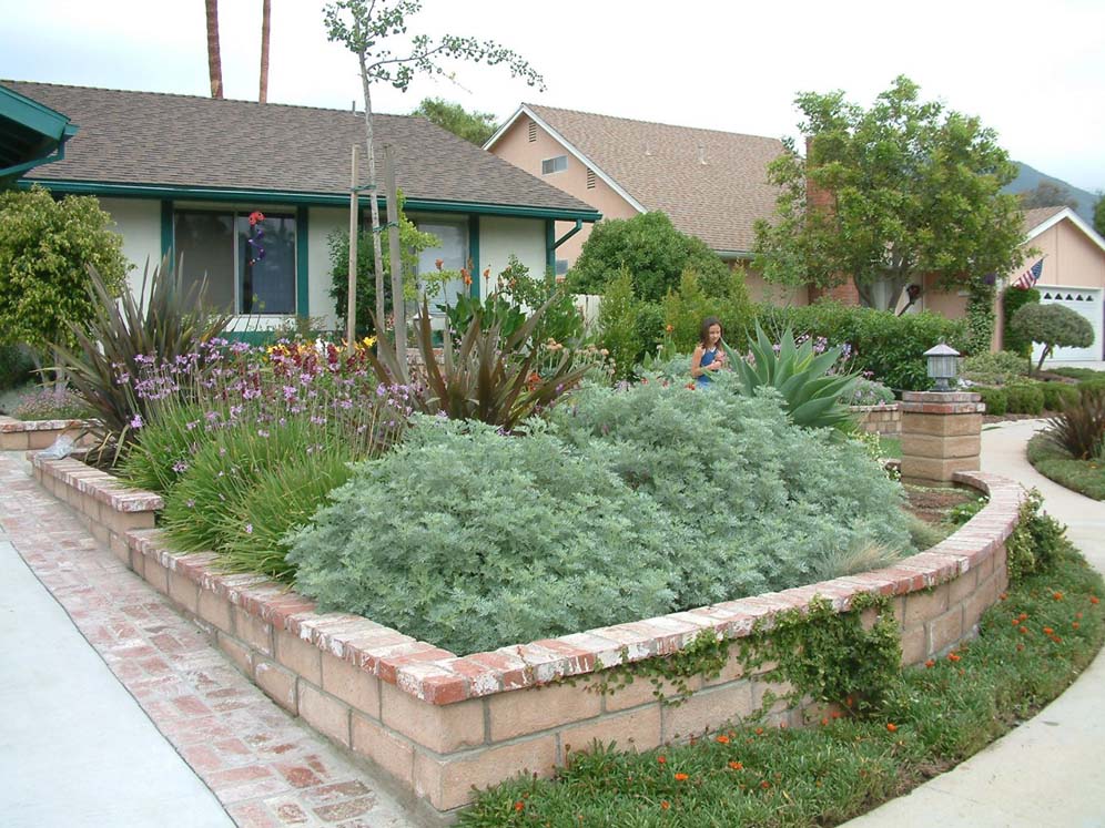 Brick Capped Planter