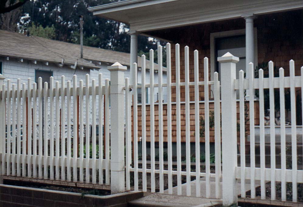 Ventura Picket Fence