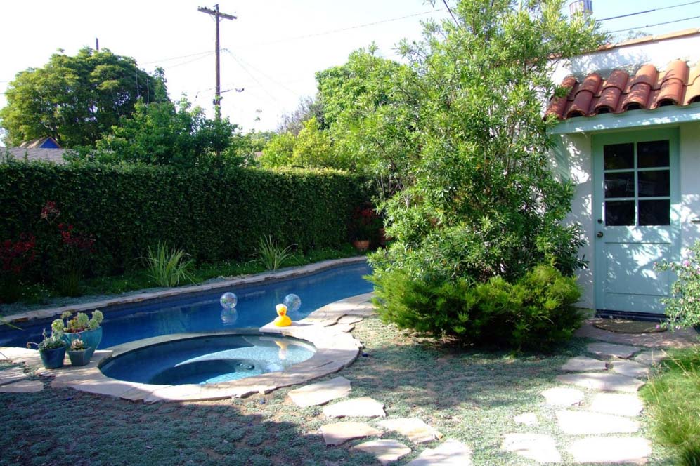 Pool and Spa with Rubber Duckie