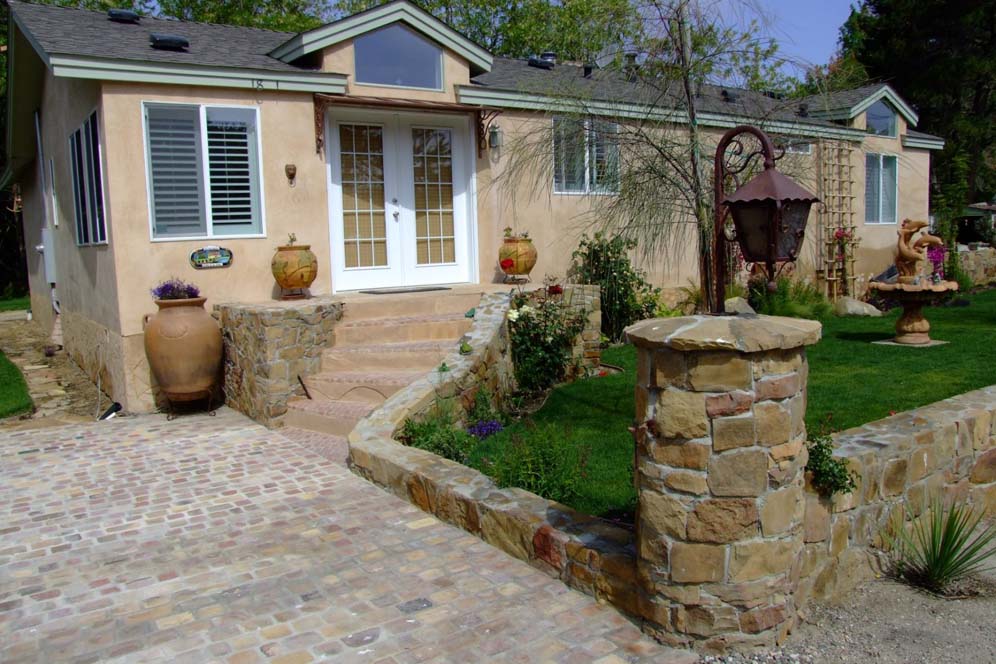 Cobblestone Look Walkway