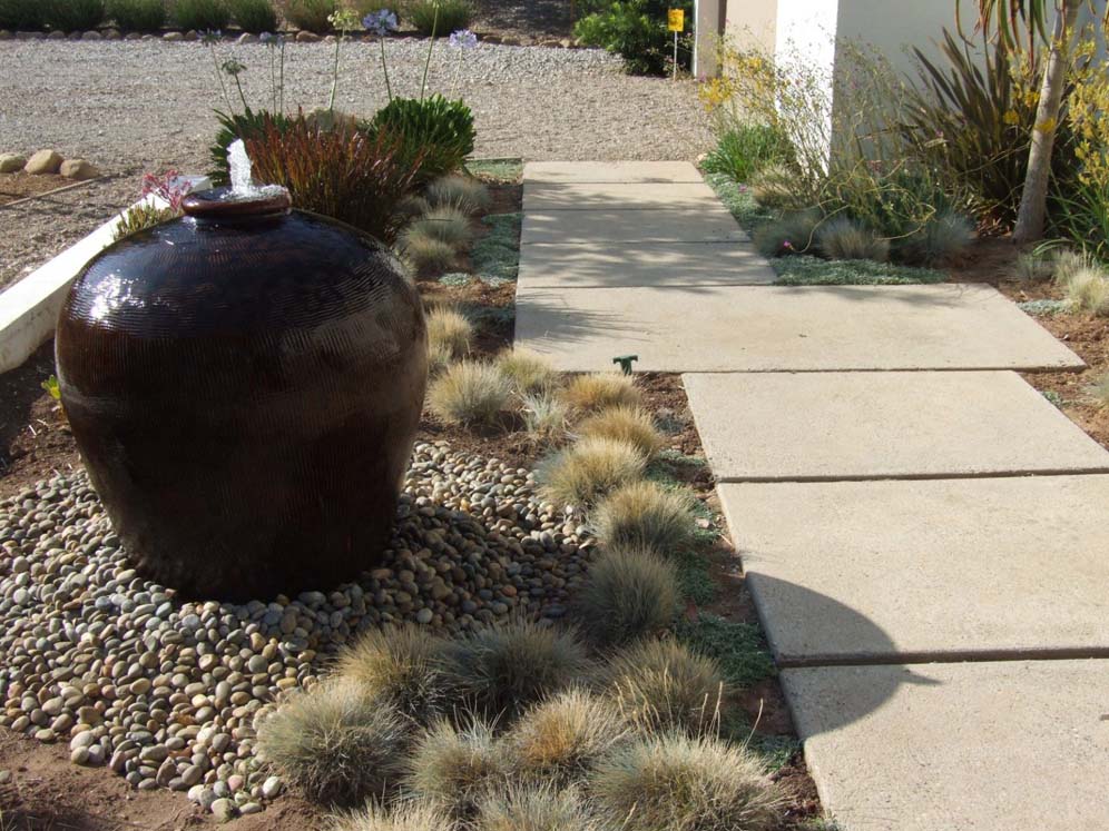 Bubbling Urn